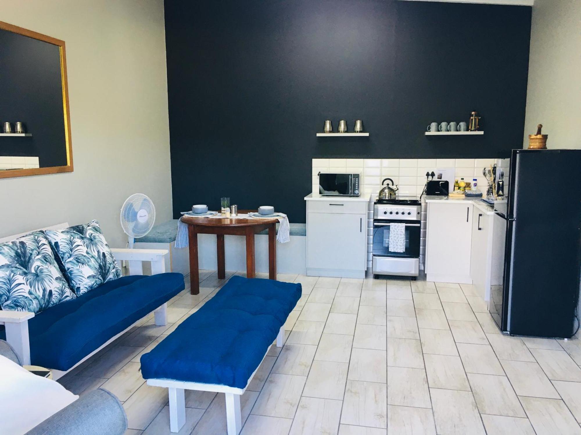 Appartamento Happy Daze Swellendam Esterno foto